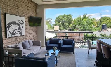 Venta Casa de Lujo en Playa La Coqueta, Tequesquitengo