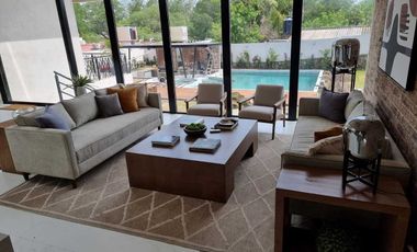 Venta Casa de Lujo en Playa La Coqueta, Tequesquitengo