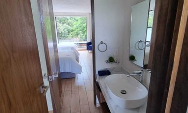 Venta Casa de Lujo en Playa La Coqueta, Tequesquitengo