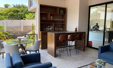 Venta Casa de Lujo en Playa La Coqueta, Tequesquitengo