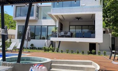 Venta Casa de Lujo en Playa La Coqueta, Tequesquitengo