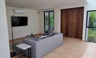 Venta Casa de Lujo en Playa La Coqueta, Tequesquitengo