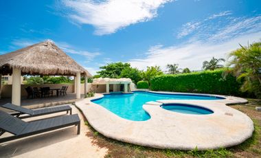 JOYA ESCONDIDA EN LAS CASCADAS, CANCÚN