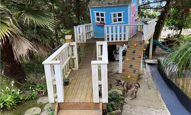Venta Casa Loma del Chocho Envigado con vista a la ciudad