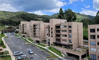 Arriendo Apartamento  para Estrenar en el Retiro Excelente Ubicacion