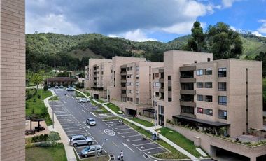 Arriendo Apartamento  para Estrenar en el Retiro Excelente Ubicacion