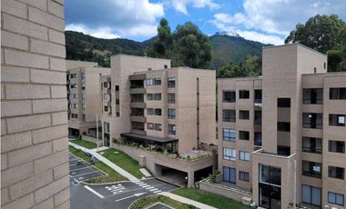 Arriendo Apartamento  para Estrenar en el Retiro Excelente Ubicacion