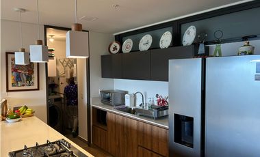 vendo hermoso y moderno apartaestudio en la Vía las Palmas 87,6 mts