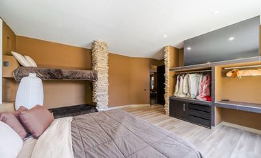 SE VENDE CASA EN LA CALERA 1600m2