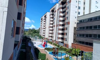 APARTAMENTO  PISO 1 UNIDAD CERRADA  MARINILLA CERCA A LA AUTOPISTA