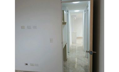 Arriendo apto en conjunto cerrado en Madrid $1.000.000