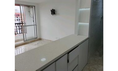 Arriendo apto en conjunto cerrado en Madrid $1.000.000