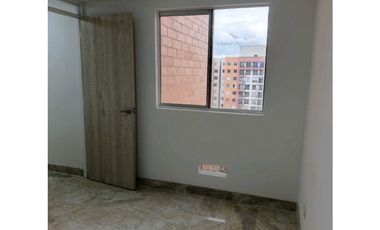 Arriendo apto en conjunto cerrado en Madrid $1.000.000