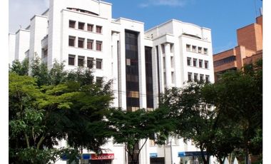 Oficina totalmente amoblada en arriendo en El Poblado, Milla de Oro