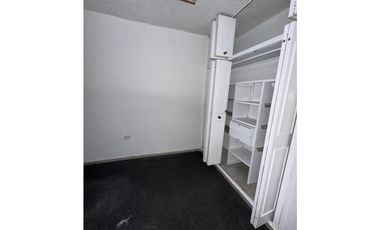 ARRIENDO OFICINA CON O SIN MOBILIARIO