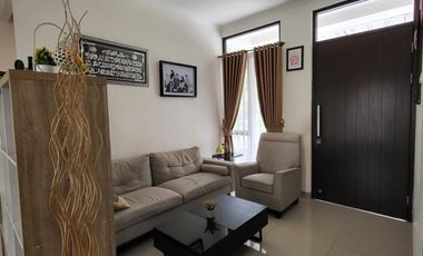 Rumah Mewah 2 Lantai Siap Huni Di Pusat Kota Karawang