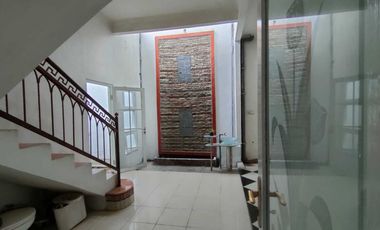 Dijual Rumah Sidoarjo 2 Lantai di Puri Surya Jaya Gedangan