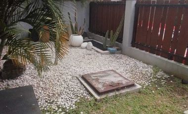 Di Jual Cepat Rumah Mewah Hoek Taman Surya, Cengkareng Jakarta Barat