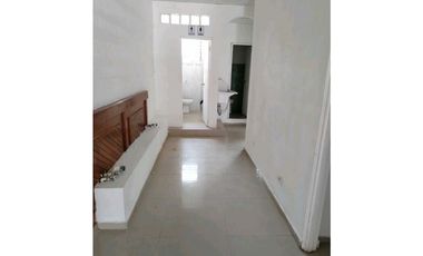 LOCAL COMERCIAL EN EL INGENIO 100M2 PLANTA BAJA AVENIDA PRINCIPAL