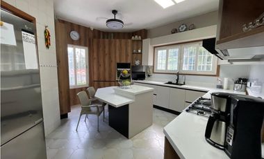 Venta de Casa en Betania, Urbanización 2 Mares