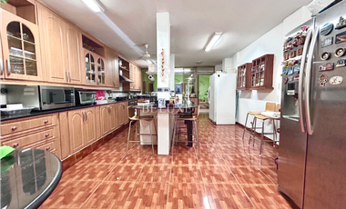 VENDO CASA EN SAN FRANCISCO -CALLE 74 (3)