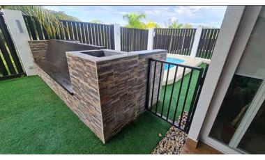 ALQUILO CASA EN CORONADO AMOBLADA