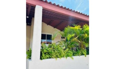 ALQUILO CASA EN LA CHORRERA COSTA VERDE LA ARBOLEDA LOS ALMENDROS 3R