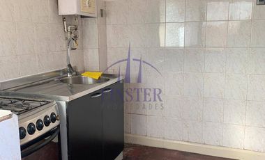 Arriendo Amplio e impecable departamento Estación Central