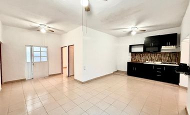 * CASA EN UN NIVEL CON AMPLIOS ESPACIOS  , A 2 MIN DEL CENTRO DE CONVENCIONES  (SUR DE CUERNAVACA)* 