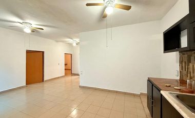 * CASA EN UN NIVEL CON AMPLIOS ESPACIOS  , A 2 MIN DEL CENTRO DE CONVENCIONES  (SUR DE CUERNAVACA)* 