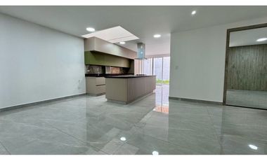 Casa de lujo nueva en venta | Dos pisos - Las Mercedes, Palmira Valle