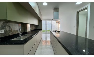 Casa de lujo nueva en venta | Dos pisos - Las Mercedes, Palmira Valle