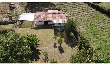 Finca en venta en El Carmen de Viboral