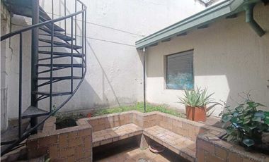 CASA PARA LA RENTA EN LAURELES SECTOR EL VELODROMO