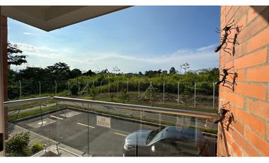 Hermosa Casa, sector cerritos Galicia