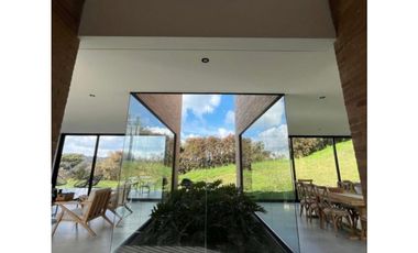Venta Casa En El Alto de las Palmas Envigado