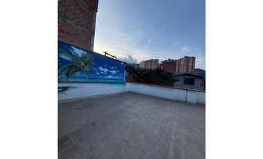 ARRIENDO HERMOSO LOCAL CON EXCELENTE UBICACIÓN EN EL CENTRO DE ITAGU