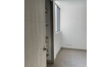 Venta De Apartamento Calle Larga, Sabaneta