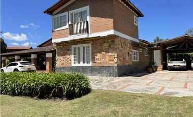 Casa en Arriendo en La Ceja vía Rionegro