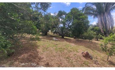 Casalote de 550 M2 en 225 mill en La Mesa Cund, a 5 min del pueblo