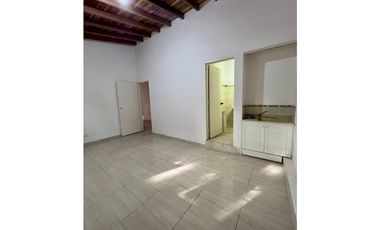 ARRIENDO AMPLIO LOCAL EN UBICACIÓN PRIVILEGIADA EN EL CENTRO DE ITAGUI