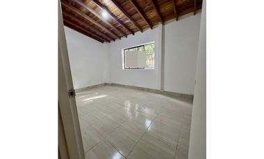 ARRIENDO AMPLIO LOCAL EN UBICACIÓN PRIVILEGIADA EN EL CENTRO DE ITAGUI