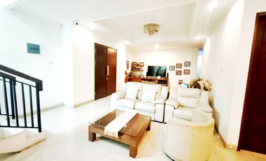 2unit Rumah mewah 2lantai di kota wisata bogor Lt.349m posisi di hook