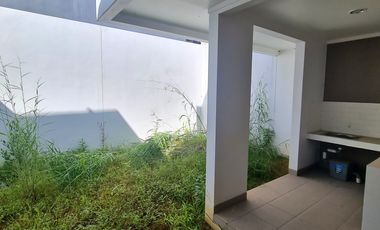 RUMAH BAGUS SUMMARECON DAYANA