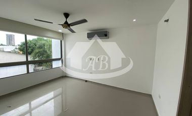CASA EN VENTA EN BARRIO SEVILLA I 9337