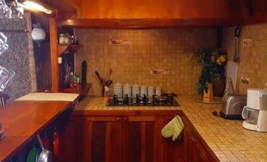 Dijual Villa + Restaurant Wisata Nepal Van Java