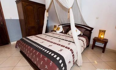 Dijual Villa + Restaurant Wisata Nepal Van Java