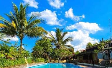 Dijual Villa + Restaurant Wisata Nepal Van Java