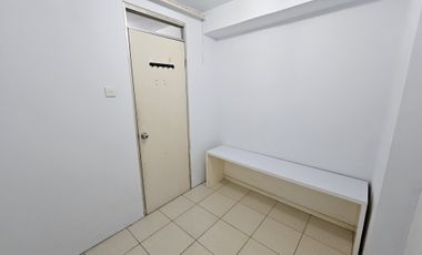 Di Jual Apartemen sertifikat, 2 kamar semi furnish tower Emerald Lt.15