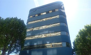 Oficina en Arriendo en Libertad con dos Norte
